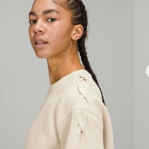 Lululemon braided sleeve sweatshirt